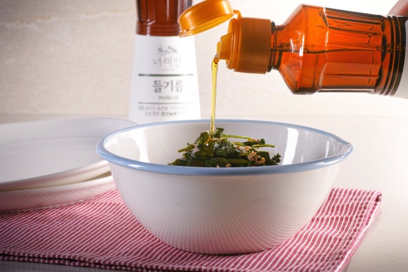 강원더몰,국산 들깨, 참깨로 착유한 저온압착 들기름, 참기름 320ml